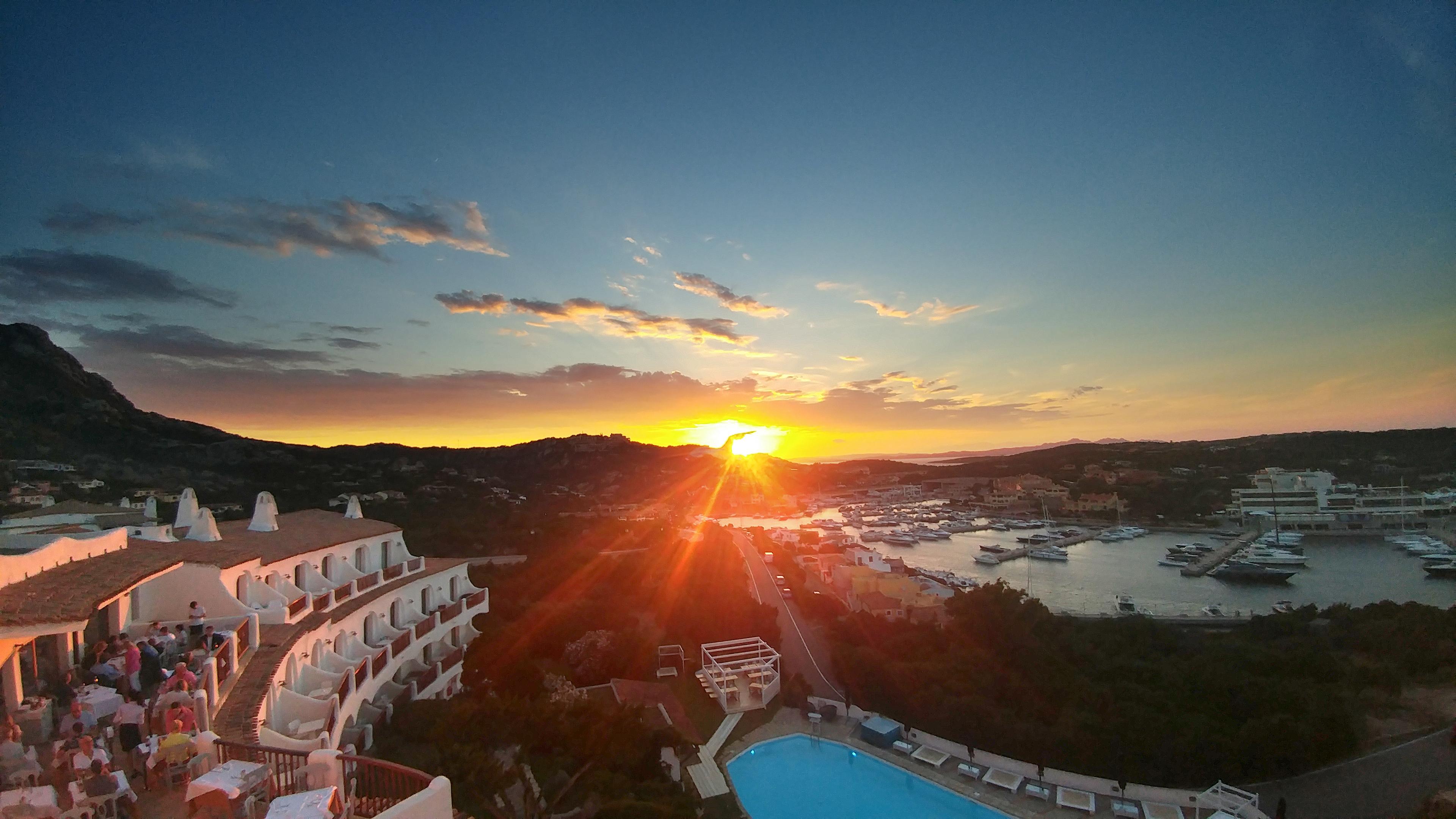 ลูซี ดิ ลา มุนตัญญา โฮเทล Hotel ปอร์โตแชร์โว ภายนอก รูปภาพ